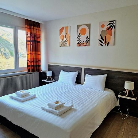 Hotel Castel ซิยง ภายนอก รูปภาพ