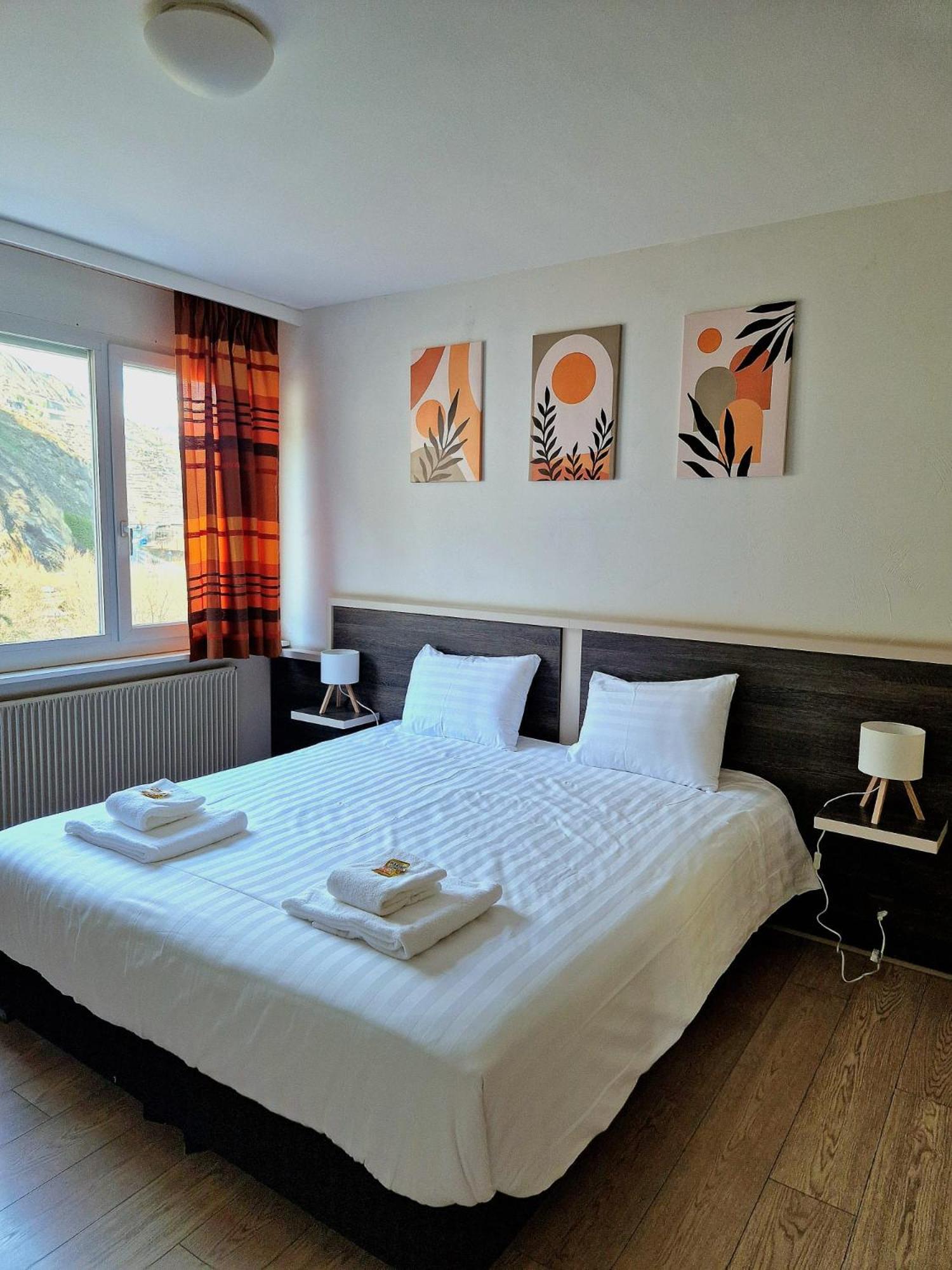 Hotel Castel ซิยง ภายนอก รูปภาพ